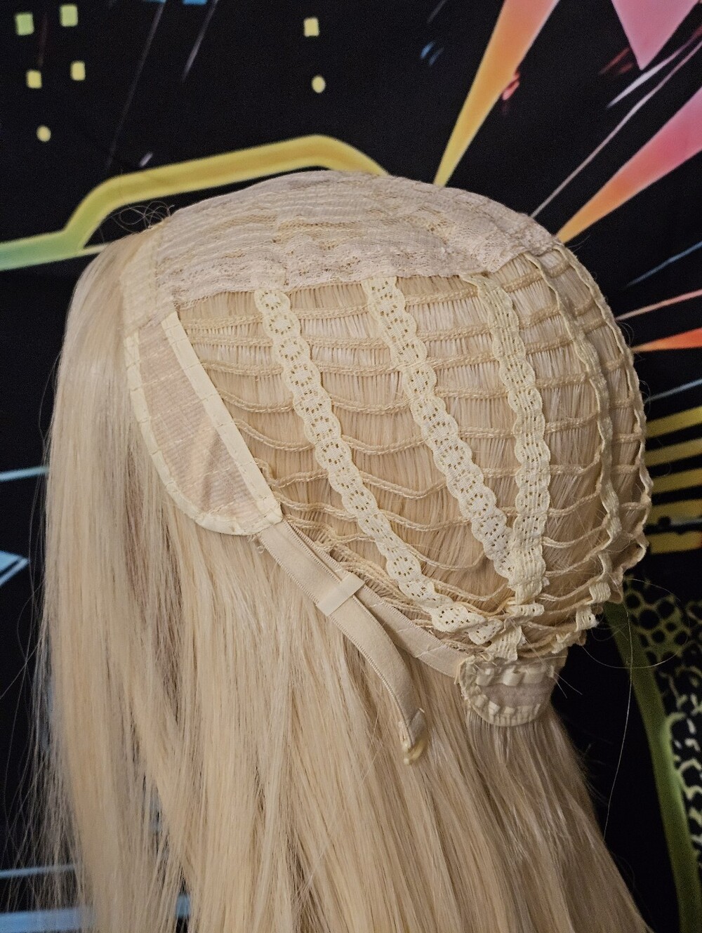 Wig - Picture 5 of 6